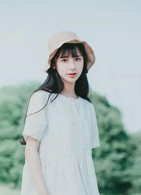 大佬她总爱睡觉txt书包网